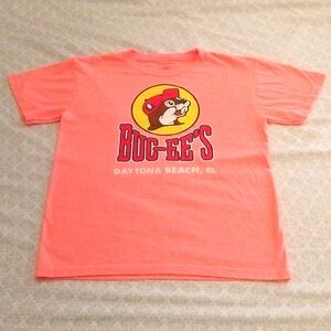 ⚜️ Buc-ees Daytona Beach T-shirt